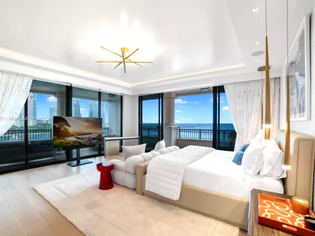 Продажа квартиры #6864 - фото 6822909