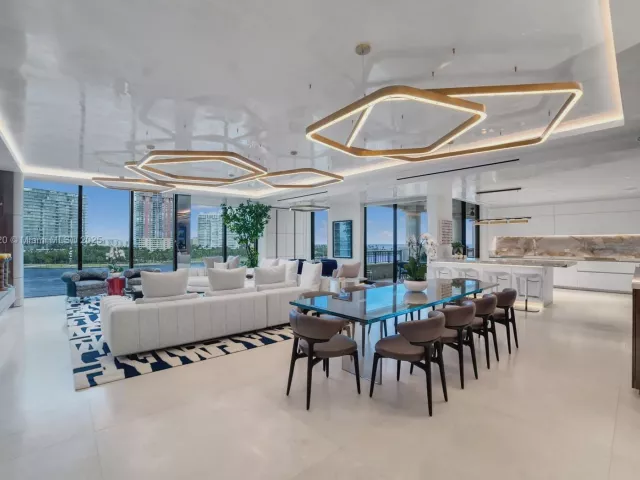 Продажа квартиры #6864 - фото 6822919