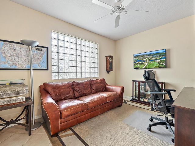 Продажа дома по адресу 10911 Grande Boulevard - фото 6830120