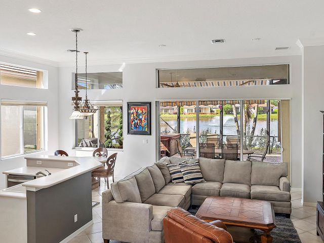 Продажа дома по адресу 10911 Grande Boulevard - фото 6830125