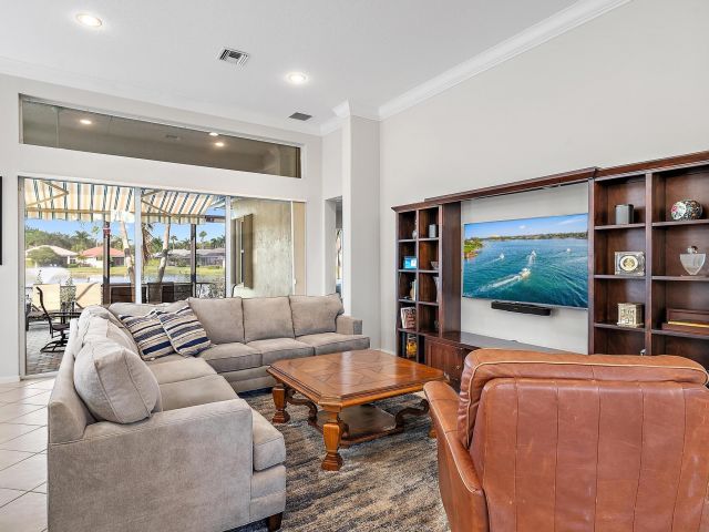 Продажа дома по адресу 10911 Grande Boulevard - фото 6830126