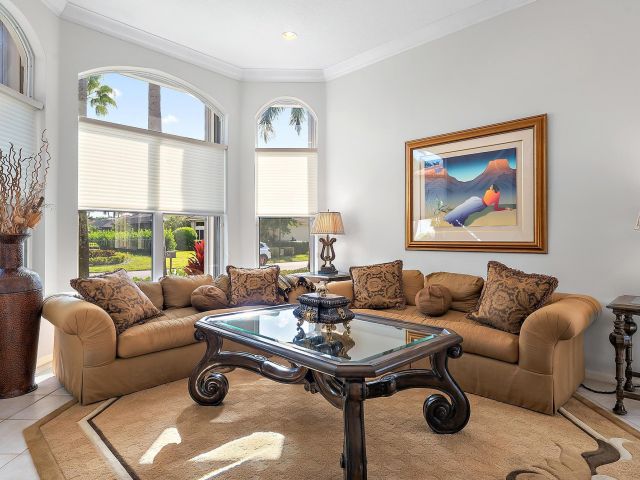 Продажа дома по адресу 10911 Grande Boulevard - фото 6830127