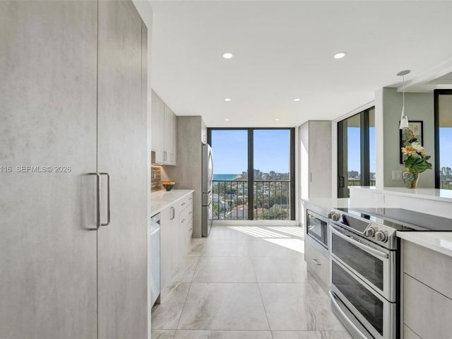 Продажа квартиры #12B - фото 6818243