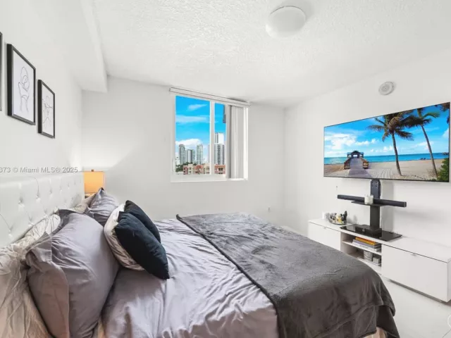 Продажа квартиры #708 - фото 6817475