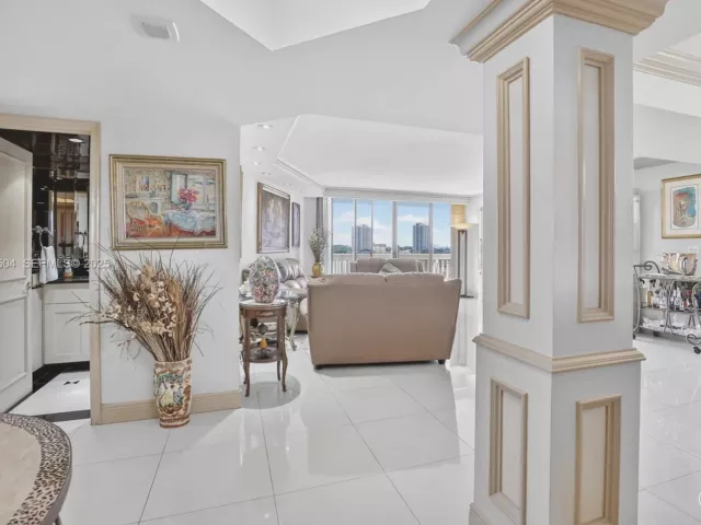 Продажа квартиры #602 - фото 6817774