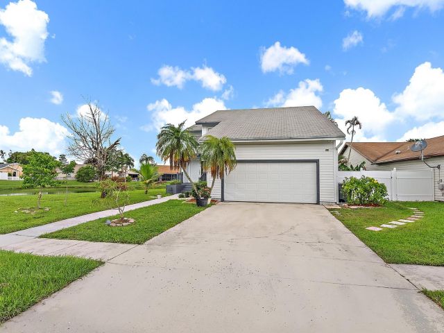Дом в аренду по адресу 4631 Brook Drive - фото 6830053