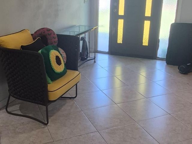 Продажа дома по адресу 13706 44th Place N - фото 6853088