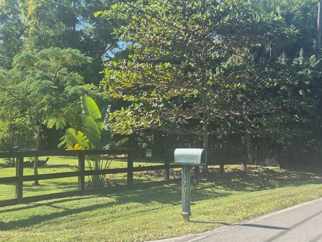 Продажа дома по адресу 13706 44th Place N - фото 6853095