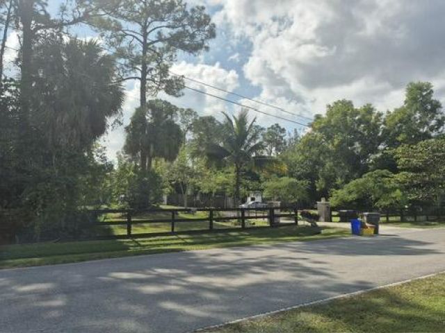 Продажа дома по адресу 13706 44th Place N - фото 6853097