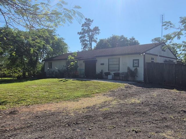 Продажа дома по адресу 13706 44th Place N - фото 6853103