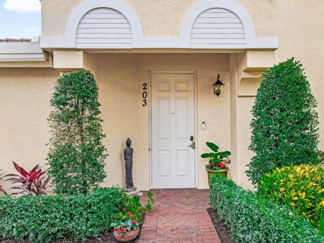 Дом в аренду по адресу 9773 Bowline Drive 203 - фото 6830075