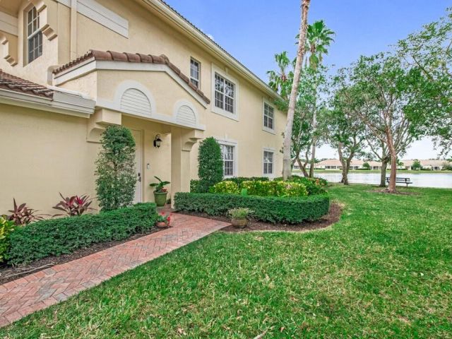 Дом в аренду по адресу 9773 Bowline Drive 203 - фото 6830078