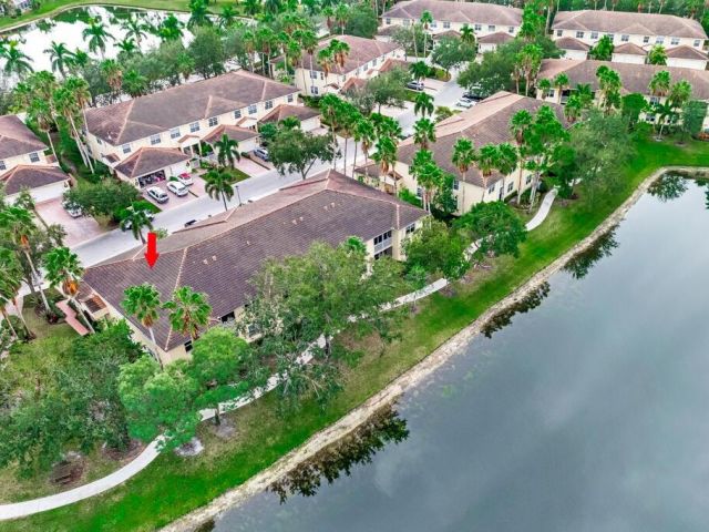 Дом в аренду по адресу 9773 Bowline Drive 203 - фото 6830088