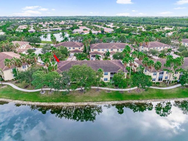 Дом в аренду по адресу 9773 Bowline Drive 203 - фото 6830089