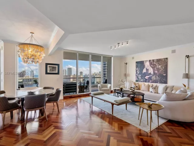 Продажа квартиры #2406 - фото 6861336