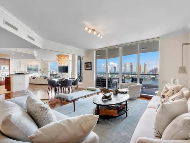 Продажа квартиры #2406 - фото 6861338