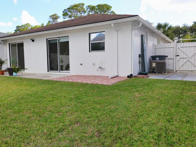 Продажа дома по адресу 6196 Azalea Circle - фото 6829942