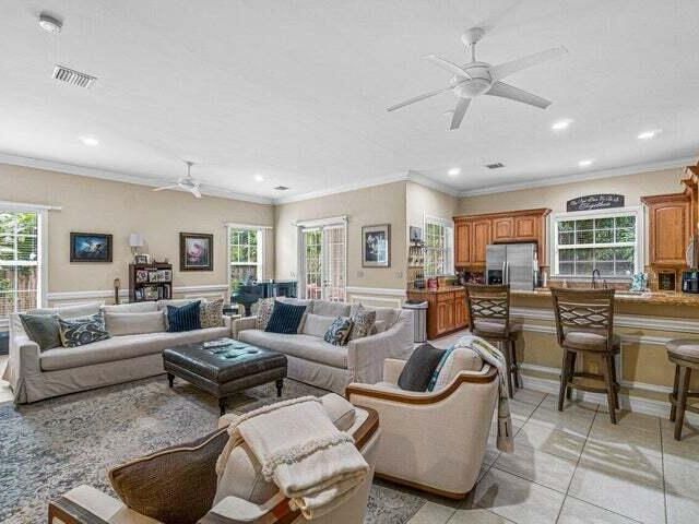 Дом в аренду по адресу 3117 Florida Boulevard - фото 6820358