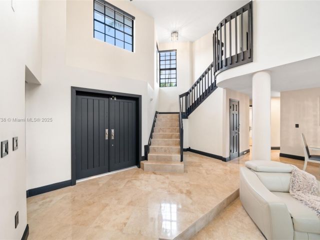 Дом в аренду по адресу 5424 SW 154th Pl 5424 - фото 7444446