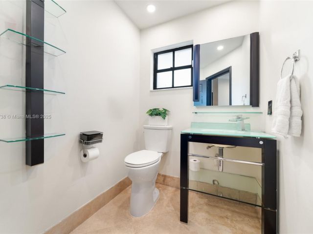 Дом в аренду по адресу 5424 SW 154th Pl 5424 - фото 7444447