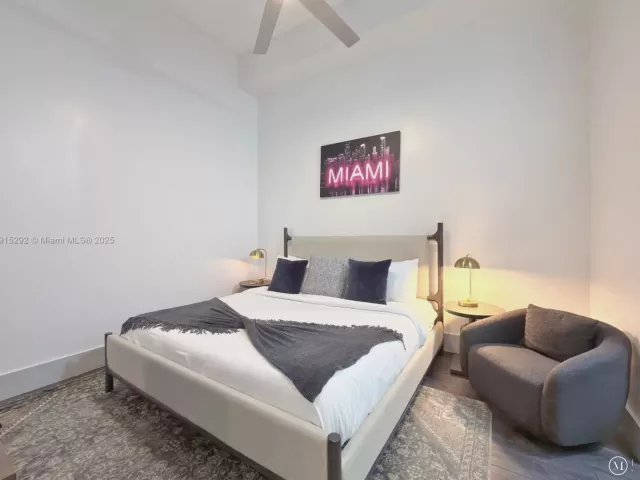 Продажа квартиры #1406 - фото 6820528