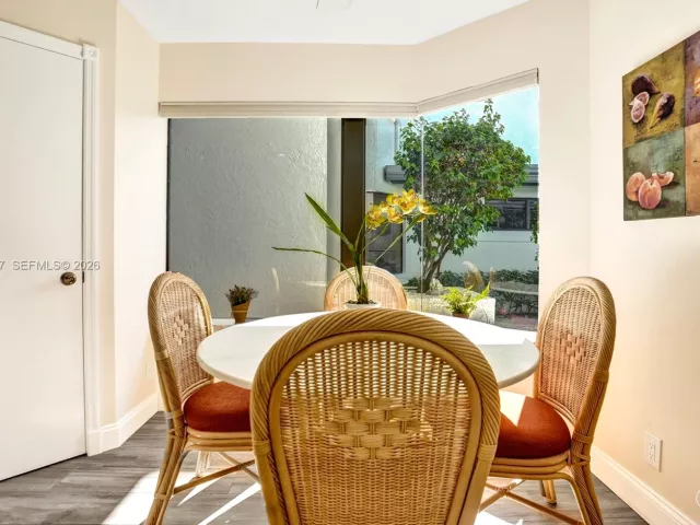 Продажа дома по адресу 1140 Sand Drift Way B - фото 6826168