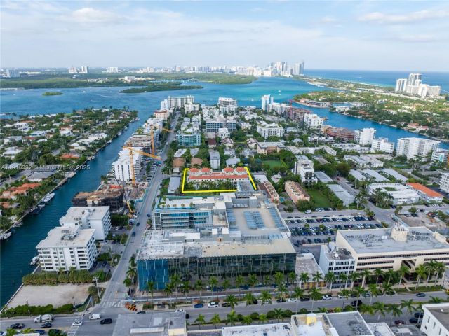 Продажа дома по адресу 1162 98th St 4 - фото 6820905