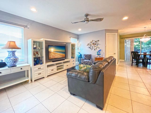 Продажа дома по адресу 6451 Trails Of Foxford Court - фото 6846521