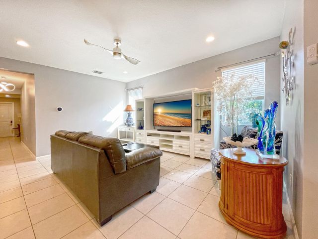 Продажа дома по адресу 6451 Trails Of Foxford Court - фото 6846523