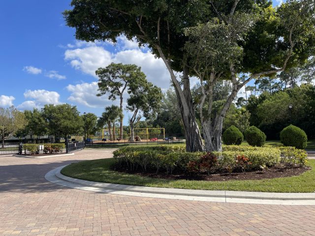 Продажа дома по адресу 6451 Trails Of Foxford Court - фото 6846524