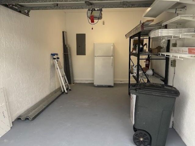 Дом в аренду по адресу 18237 Boca Way Drive - фото 6830621