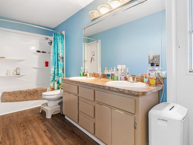 Продажа дома по адресу 7483 Silver Woods Court - фото 6846584