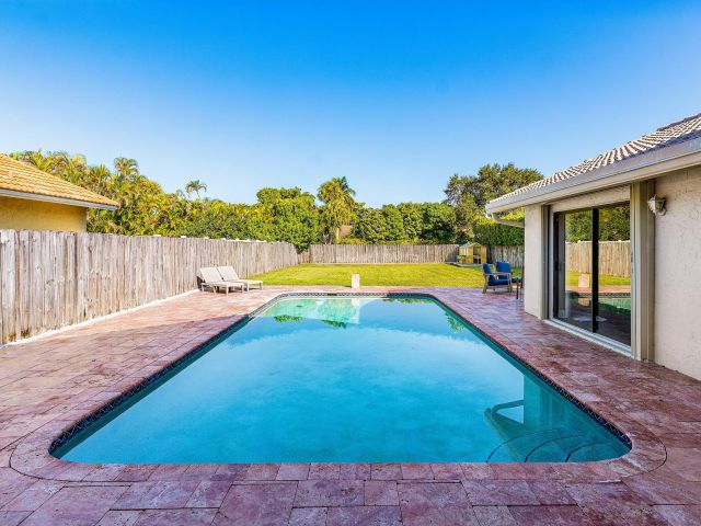 Продажа дома по адресу 7483 Silver Woods Court - фото 6846585