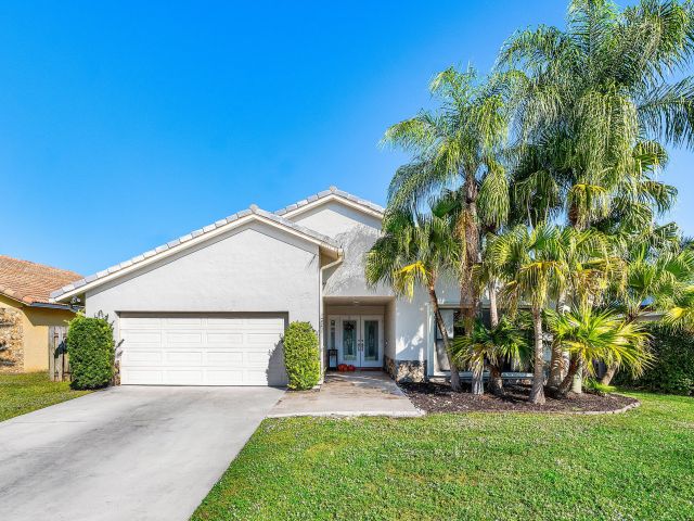 Продажа дома по адресу 7483 Silver Woods Court - фото 6846586