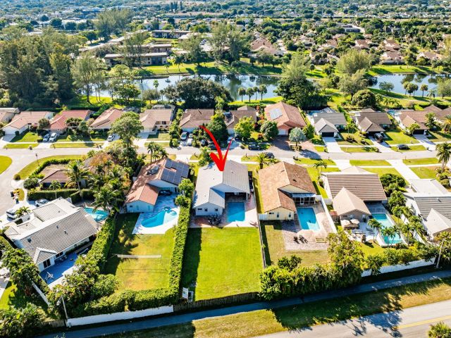 Продажа дома по адресу 7483 Silver Woods Court - фото 6846591