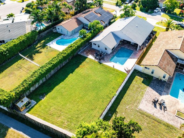 Продажа дома по адресу 7483 Silver Woods Court - фото 6846592