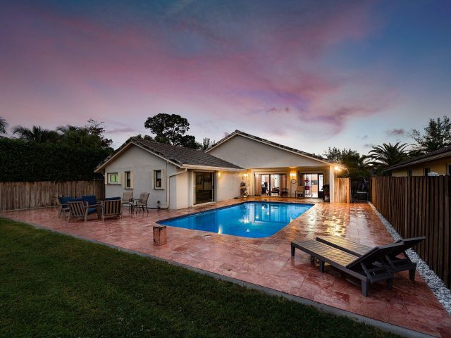 Продажа дома по адресу 7483 Silver Woods Court - фото 6846595