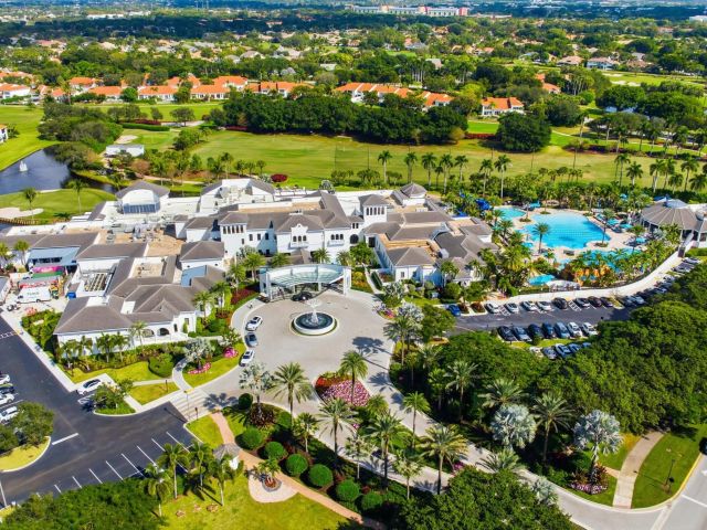 Продажа дома по адресу 2495 NW 66th Drive - фото 6830284