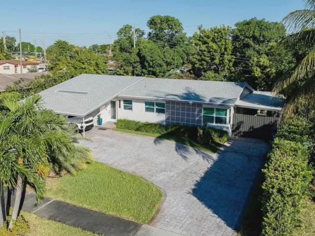 Продажа дома по адресу 1531 NW 182nd St - фото 6822046