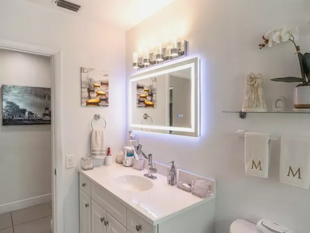 Продажа дома по адресу 1531 NW 182nd St - фото 6822029