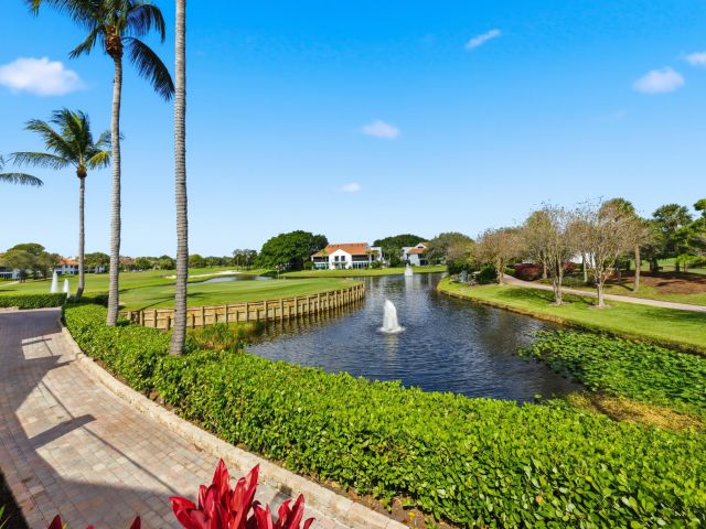 Дом в аренду по адресу 2495 NW 66th Drive - фото 6830431