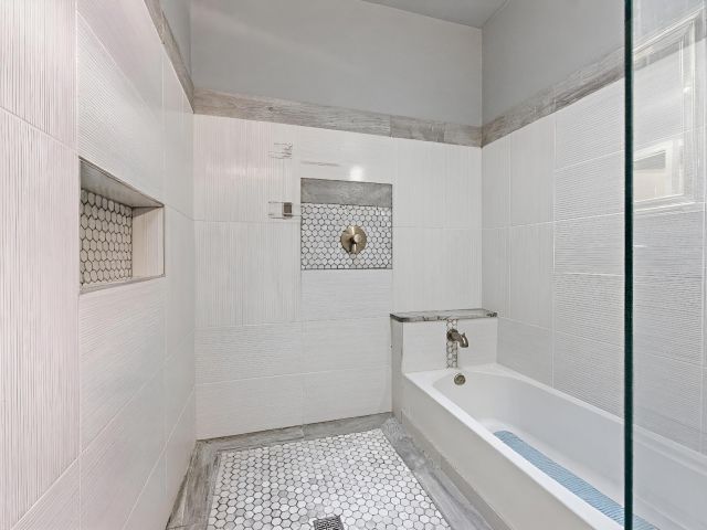 Дом в аренду по адресу 2495 NW 66th Drive - фото 6830433