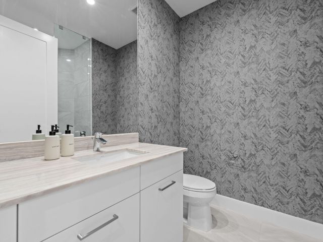 Продажа дома по адресу 1731 NW 40th Drive - фото 6840578