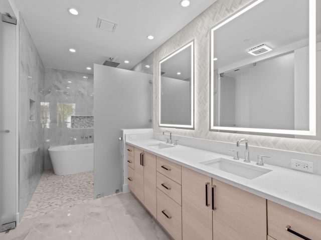 Продажа дома по адресу 1731 NW 40th Drive - фото 6840590