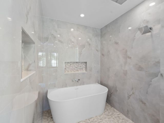 Продажа дома по адресу 1731 NW 40th Drive - фото 6840591