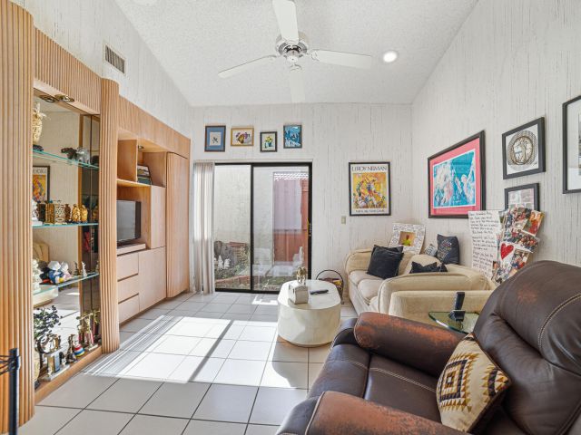 Продажа дома по адресу 10826 White Aspen Lane - фото 6843108