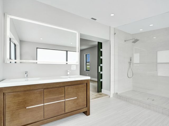 Дом в аренду по адресу 5832 Alton Road - фото 6831080