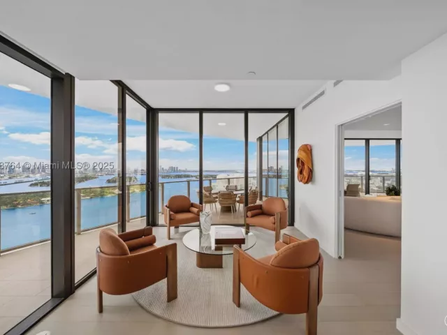 Продажа квартиры #3402.03 - фото 9049524