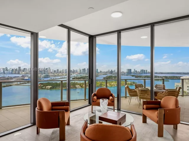 Продажа квартиры #3402.03 - фото 9049527