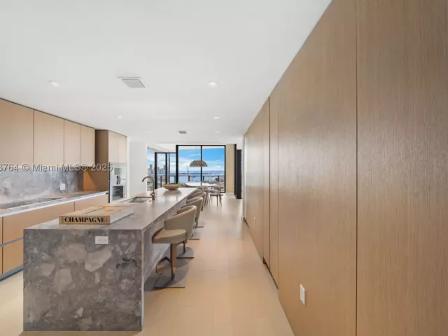 Продажа квартиры #3402.03 - фото 9049529